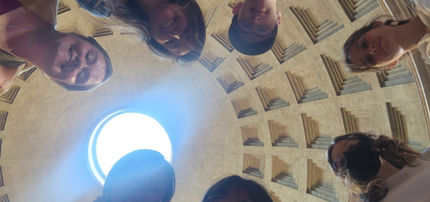 students at pantheon