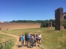 students explore Roman ruis 