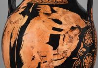 Red-figure pelike showing Perseus turning away as he reaches out to behead a sleeping Medusa; Athena stands at left.